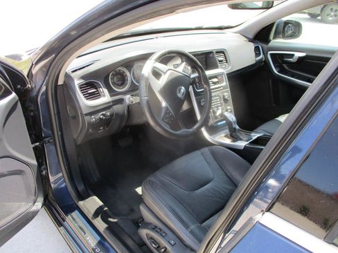 Used 2013 Volvo S60 T5 FWD image 12