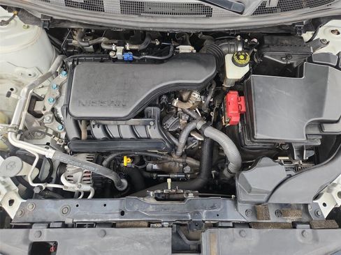 Used 2019 Nissan Rogue Sport SV FWD image 28