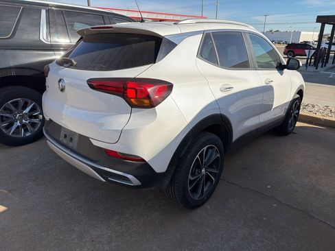 Used 2023 Buick Encore GX Select image 3