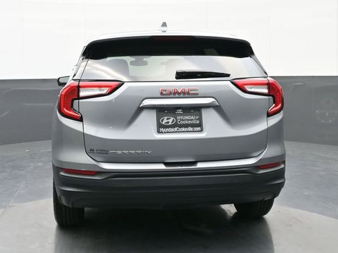 Used 2024 GMC Terrain SLE image 4