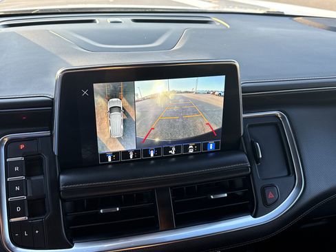 Used 2023 GMC Yukon AT4 w/ AT4 Premium Package image 14