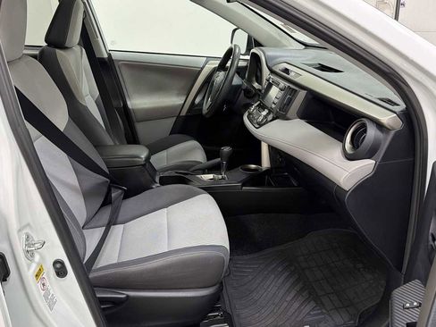 Used 2013 Toyota RAV4 XLE image 29