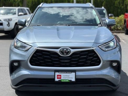 Certified 2024 Toyota Highlander XLE AWD/4WD image 8