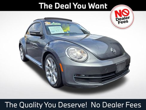 Used 2012 Volkswagen Beetle 2.5 FWD image 1