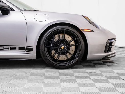 Certified 2024 Porsche 911 Carrera GTS image 33