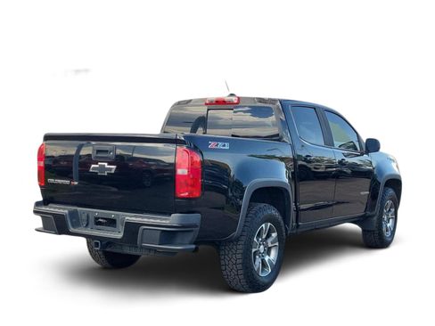 Used 2018 Chevrolet Colorado Z71 AWD/4WD image 3