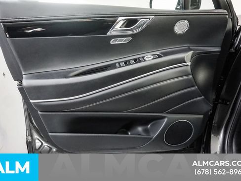 Used 2025 Genesis GV80 2.5T Standard AWD/4WD image 46