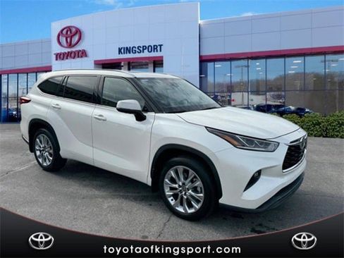 Used 2020 Toyota Highlander Limited image 7