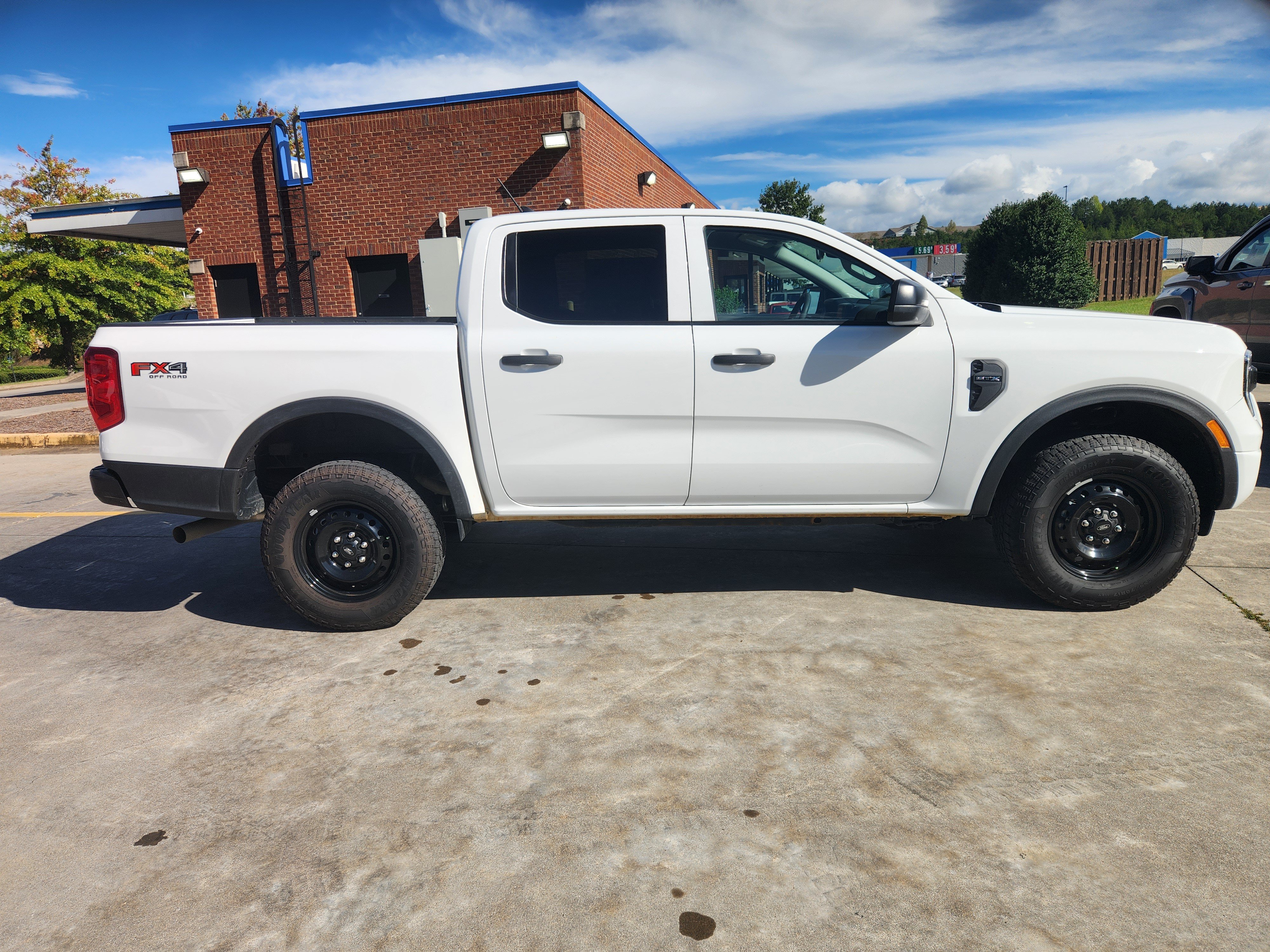 Used 2026 Ford Ranger XL w/ FX4 Off-Road Package AWD/4WD image 12