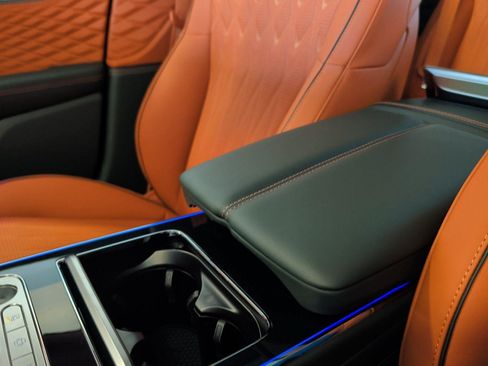New 2026 Bentley Flying Spur Plug-In Hybrid AWD/4WD image 35