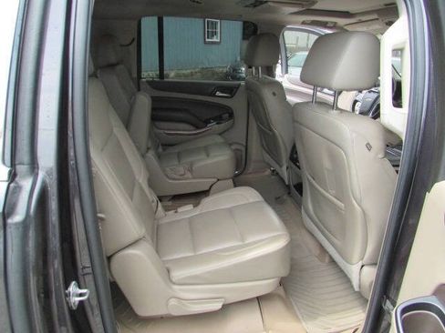 Used 2015 Chevrolet Suburban LTZ AWD/4WD image 11