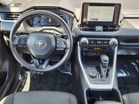 Used 2025 Toyota RAV4 XLE w/ Convenience Package AWD/4WD image 3