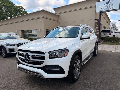 Used 2020 Mercedes-Benz GLS 450 4MATIC image 3