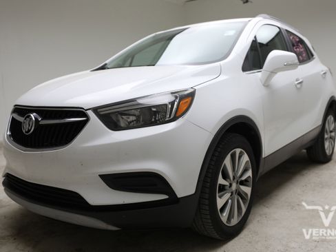 Used 2017 Buick Encore Preferred FWD image 1
