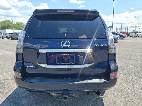 Used 2018 Lexus GX 460 Premium w/ Premium Package AWD/4WD image 5