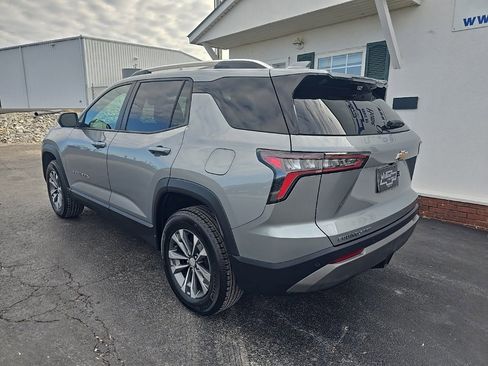 Used 2025 Chevrolet Equinox LT w/ Convenience Package II image 6