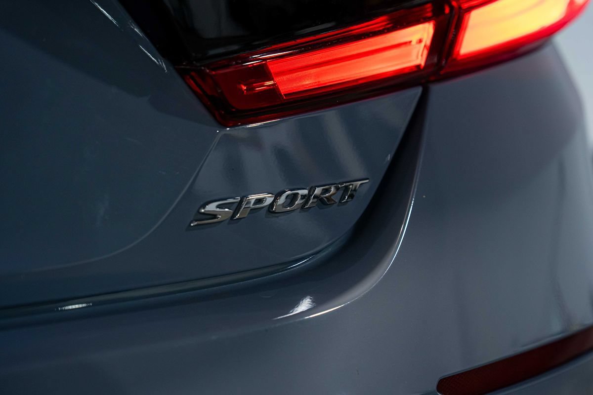 Used 2022 Honda Accord Sport image 5