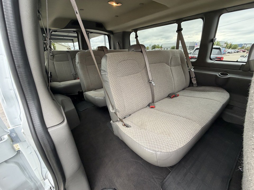 Used 2024 Chevrolet Express 3500 LT w/ LT Preferred Equipment Group RWD image 11