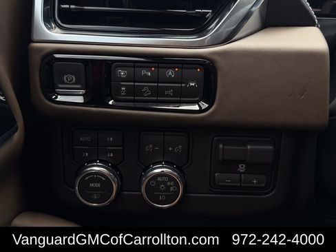 New 2026 GMC Yukon Denali Ultimate AWD/4WD image 20