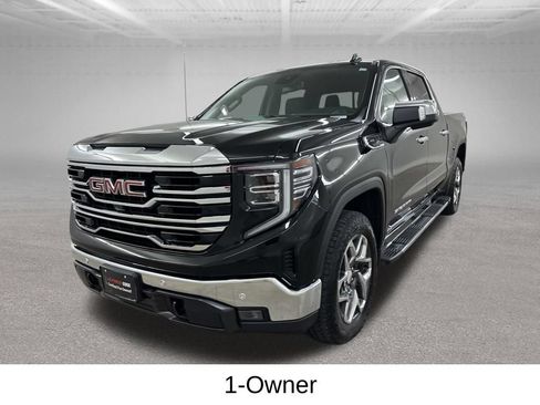 Used 2024 GMC Sierra 1500 SLT w/ SLT Premium Plus Package AWD/4WD image 8