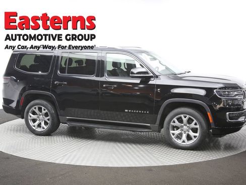Used 2022 Jeep Wagoneer Series II AWD/4WD image 47