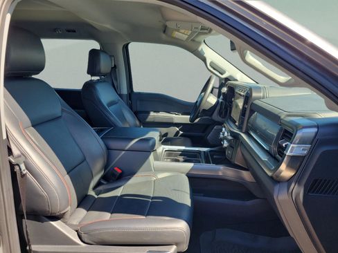 Used 2024 Ford F250 Lariat w/ Sport Appearance Package image 31