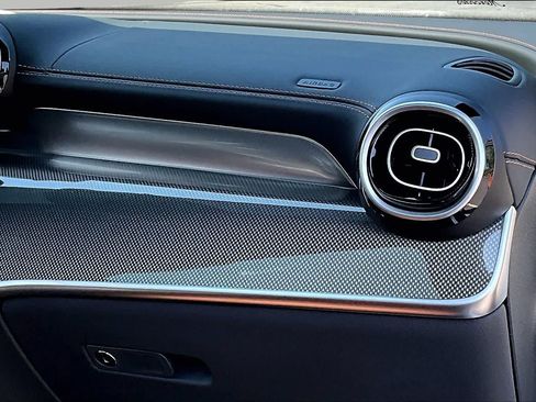 Certified 2025 Mercedes-Benz GLC 43 AMG 4MATIC image 19
