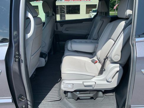 Used 2022 Honda Odyssey Elite image 12