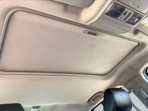 Used 2019 Nissan Frontier PRO-4X w/ Pro-4x Luxury Package AWD/4WD image 14