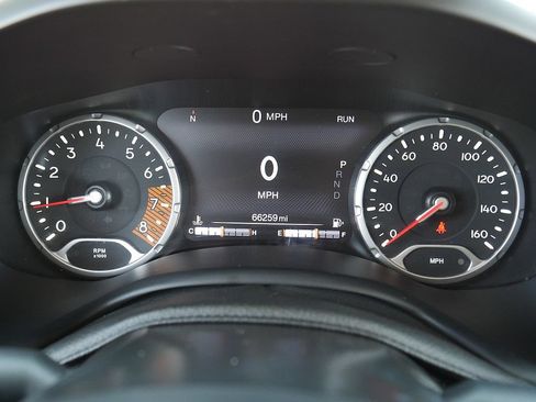 Used 2020 Jeep Renegade Limited AWD/4WD image 28