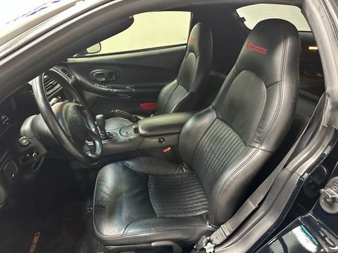Used 2001 Chevrolet Corvette Z06 RWD image 19