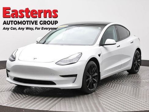 Used 2019 Tesla Model 3 Long Range image 1