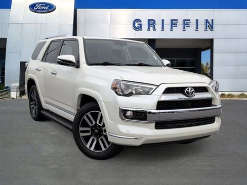 Used 2019 Toyota 4Runner Limited RWD image 2
