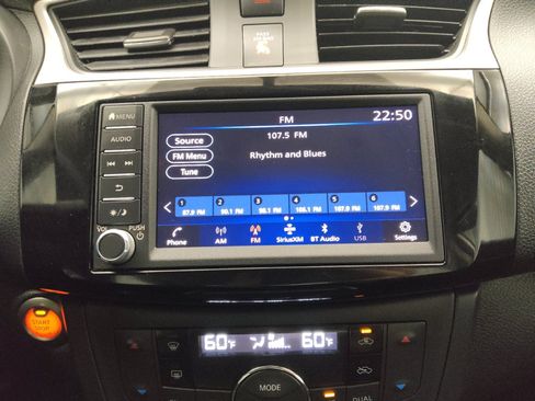 Used 2019 Nissan Sentra SV FWD image 25