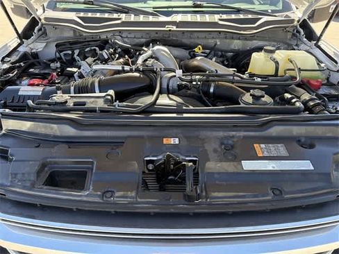 Used 2022 Ford F250 Platinum w/ FX4 Off-Road Package image 11