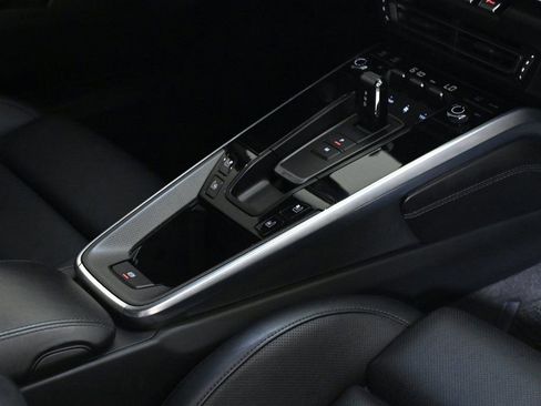 Certified 2022 Porsche 911 Turbo S image 24