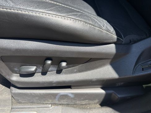 Used 2018 Chevrolet Suburban Premier AWD/4WD image 14