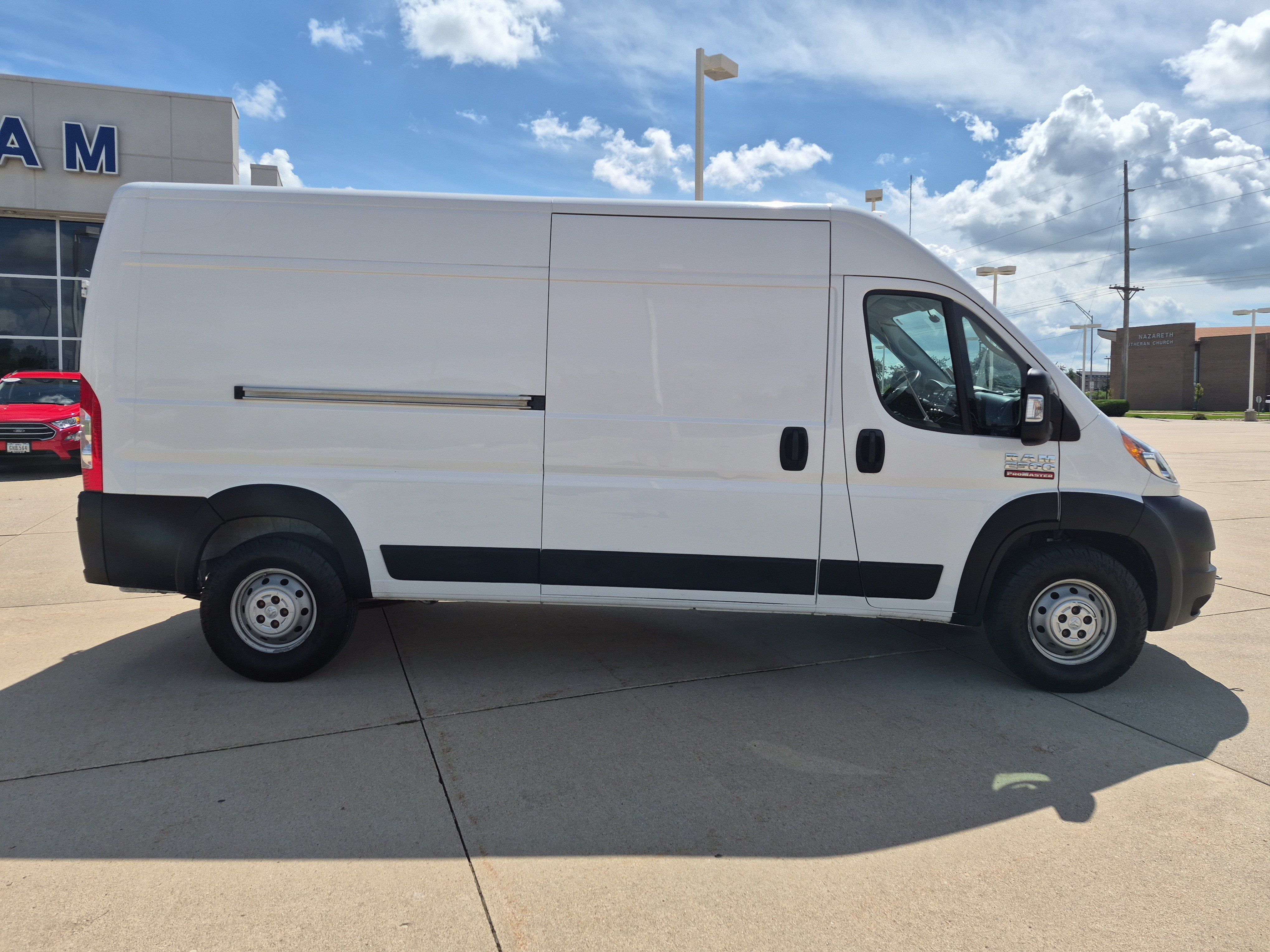 Used 2021 RAM ProMaster 2500 FWD image 3