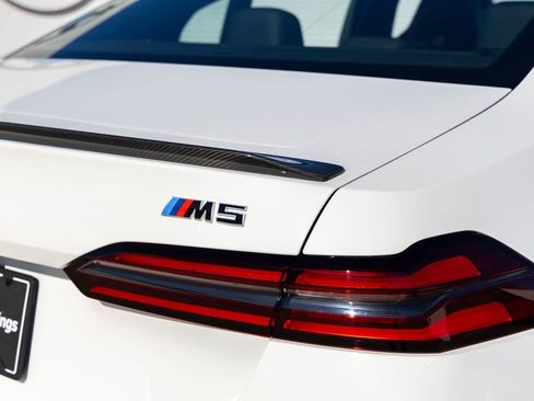 New 2026 BMW M5 w/ Carbon Package image 11