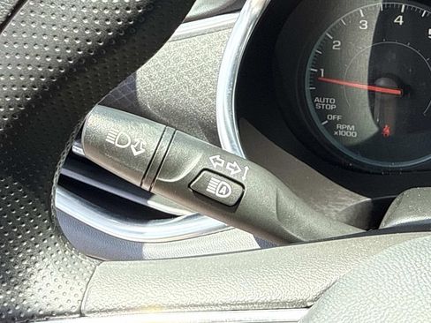 Used 2020 Chevrolet Malibu LT FWD image 39