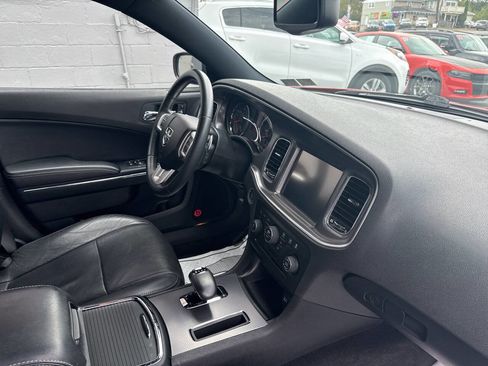 Used 2012 Dodge Charger SXT Plus image 27