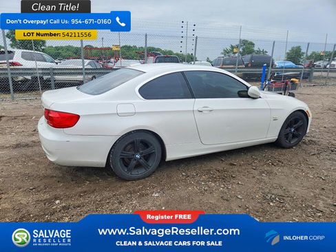 Used 2012 BMW 328i xDrive Coupe AWD/4WD image 4