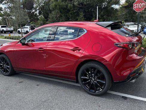 New 2026 MAZDA MAZDA3 Hatchback w/Premium Plus Pkg image 13