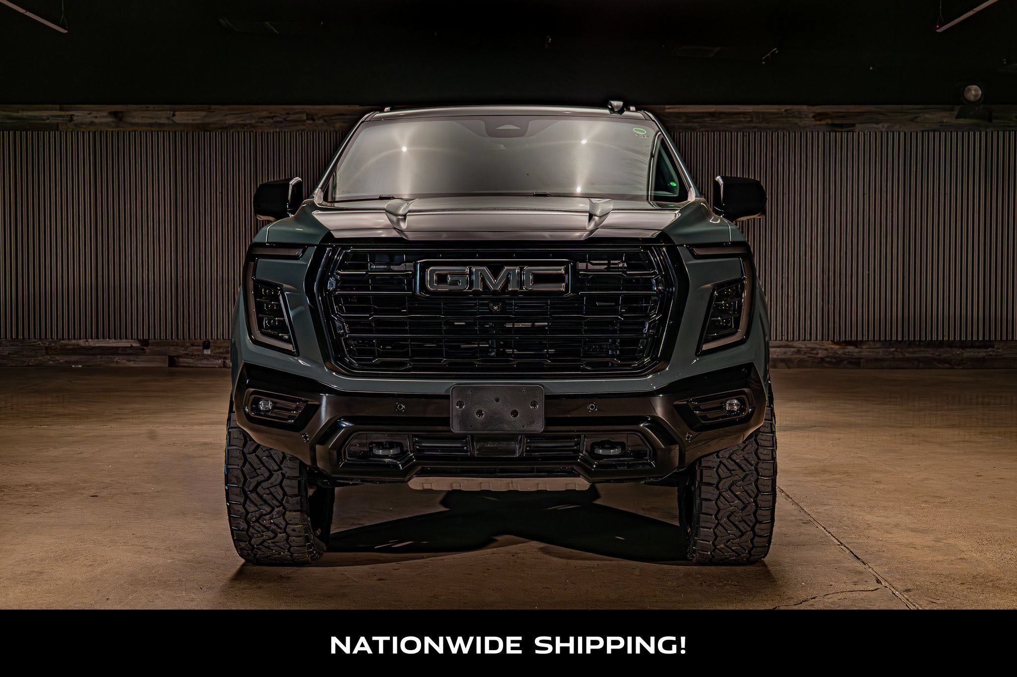 Used 2025 GMC Yukon AT4 w/ LPO, AT4 Appearance Package AWD/4WD image 4