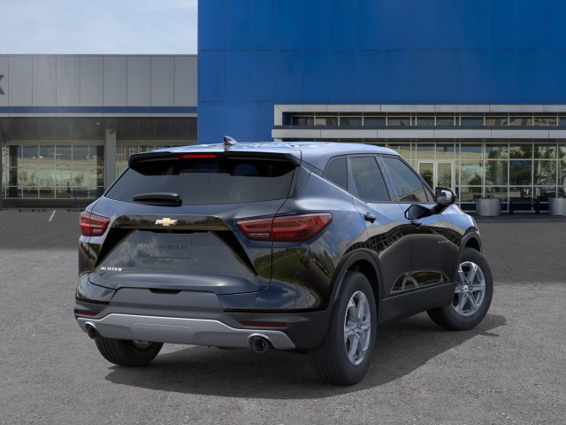 New 2026 Chevrolet Blazer LT FWD image 4