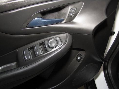 Used 2019 Chevrolet Volt LT image 11