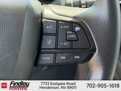 Certified 2025 Toyota Sienna LE FWD image 24
