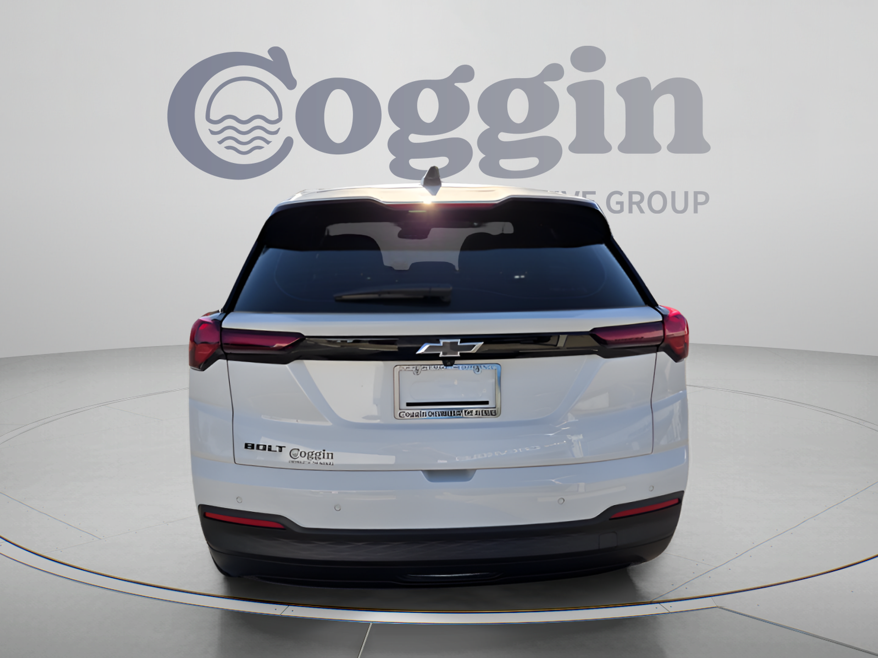 Certified 2027 Chevrolet Bolt LT w/ Comfort Package FWD image 4