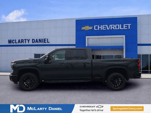 New 2026 Chevrolet Silverado 2500 LTZ w/ Trail Boss Package AWD/4WD image 3