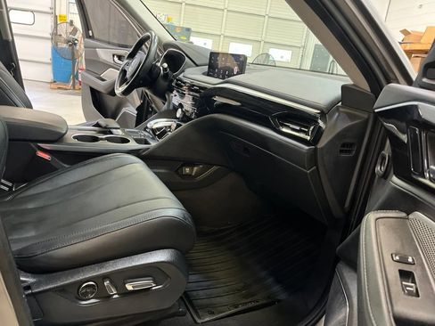 Used 2024 Acura MDX FWD image 31